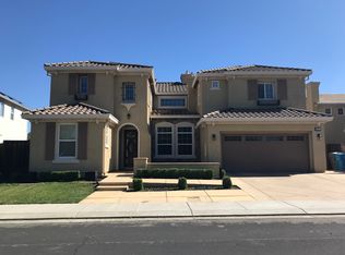 922 Ruby Dr, Vacaville, CA