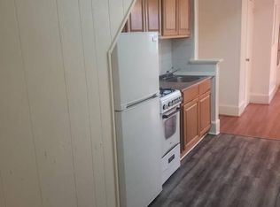 1021 E 232nd St #1, Bronx, NY 10466