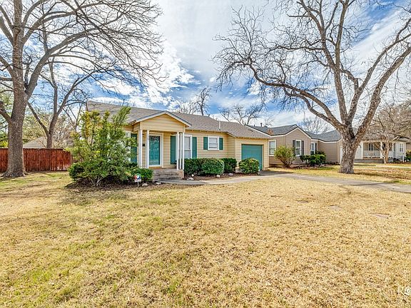 3rd image of 1307 W Avenue M
