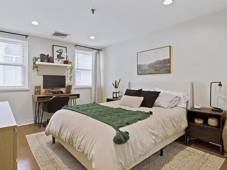 126 Tudor St #G — Photo 9