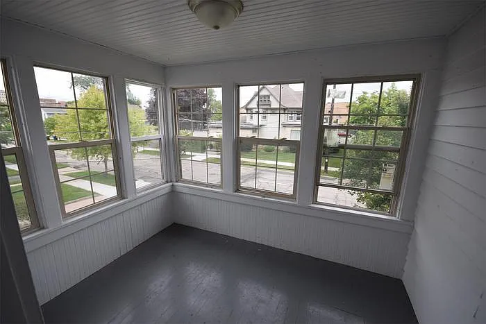 409 Waugoo Ave #A — Photo 16