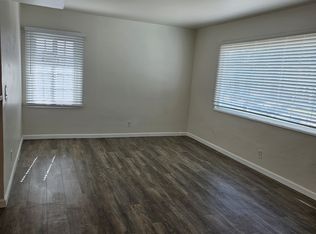10526 Haas Ave, Los Angeles, CA 90047