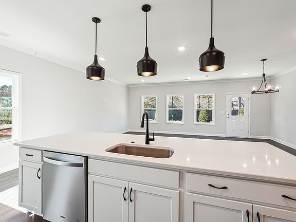 4th image of 328A Marigold Ln