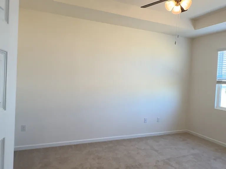 2060 Vidalia Ct — Photo 4