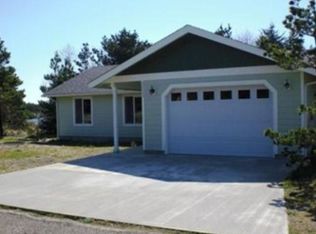 32205 H Pl, Ocean Park, WA 98640