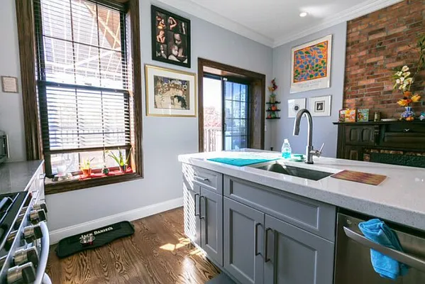 Rented by Bloom Real Estate Group | media 44