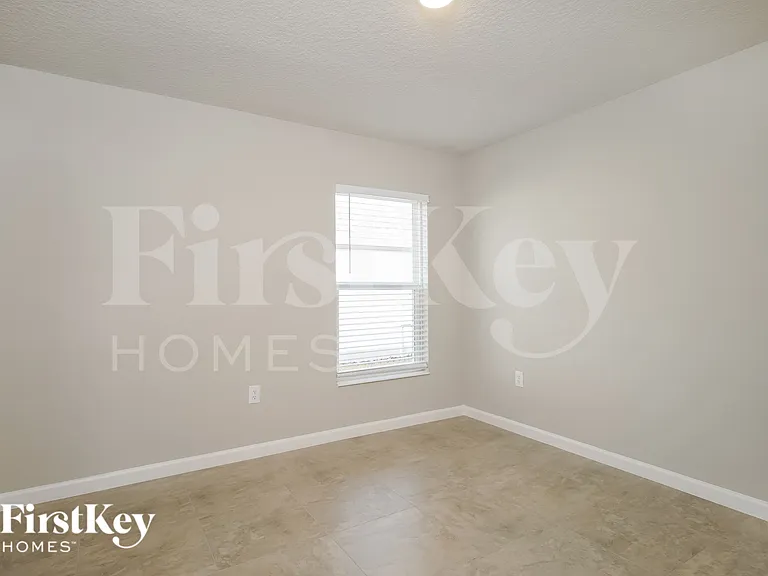 308 S Haven Ct — Photo 10