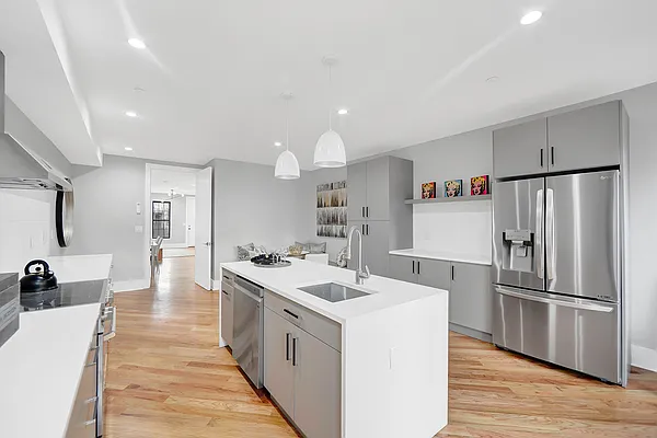 Sold by Keystone Realty USA Corp | media 2