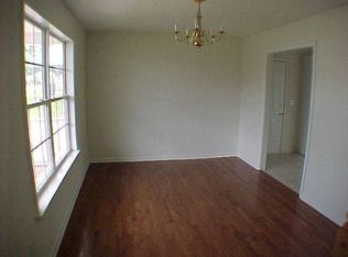 631 Flintrock Dr, Boiling Springs, SC 29316