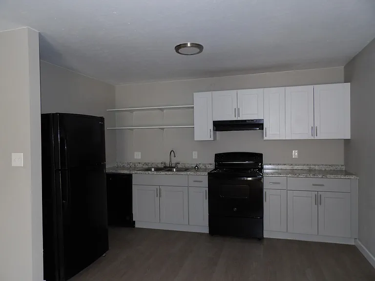 1435 Kingston St #8 — Photo 1