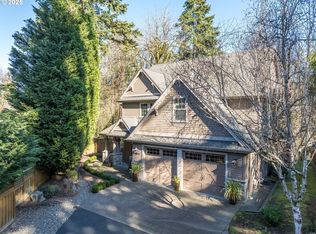 18866 Old River Dr, West Linn, OR