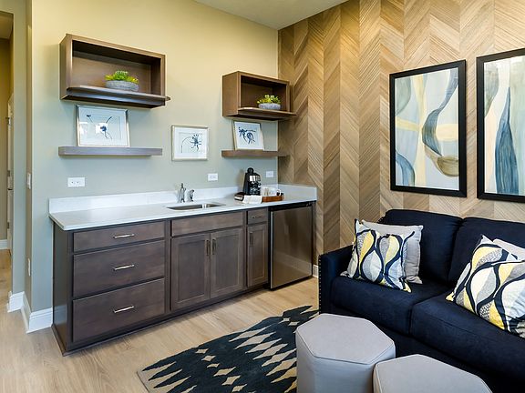 Extra Suite Living Room