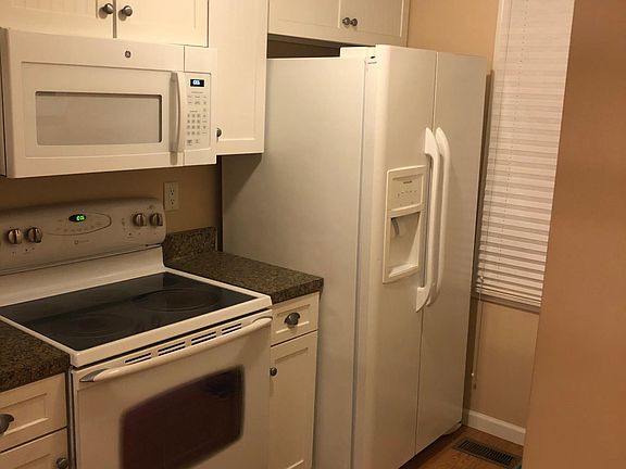 4th image of 3498 Statewood Dr
