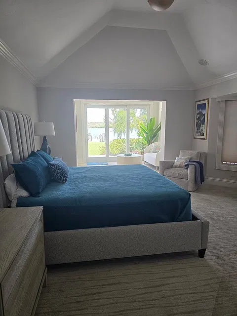 4 bed, 5000 sqft, $20,000 — Photo 4