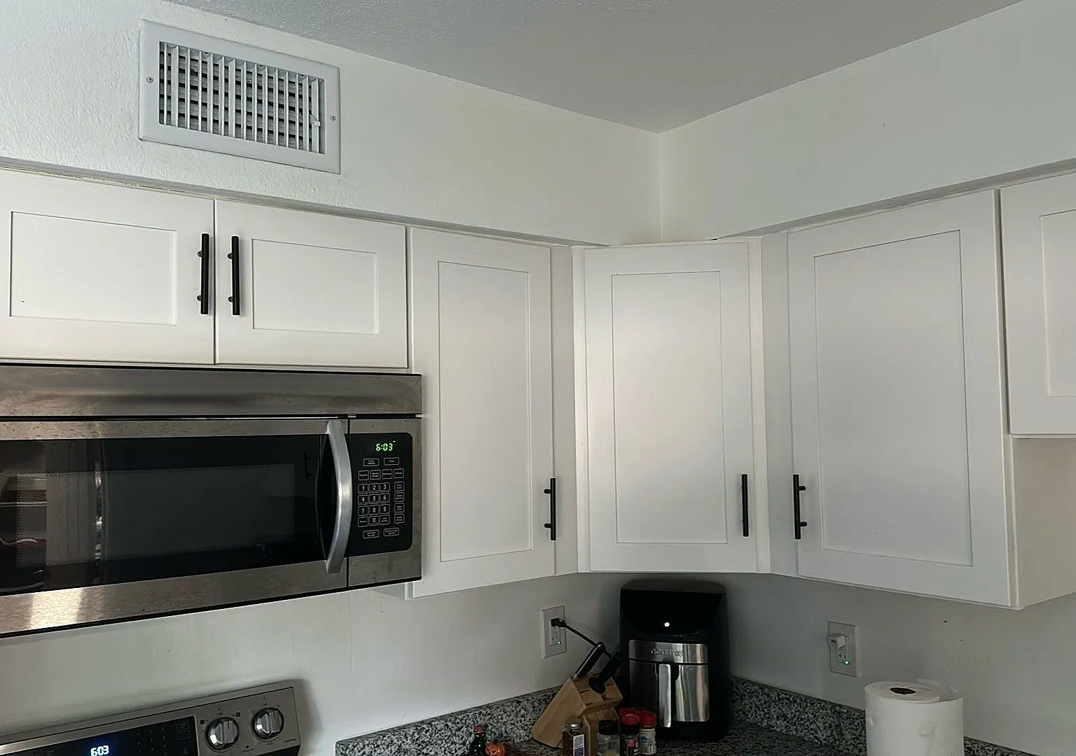 2 bed, 1.5 bath, 1000 sqft, $1,775 — Photo 3