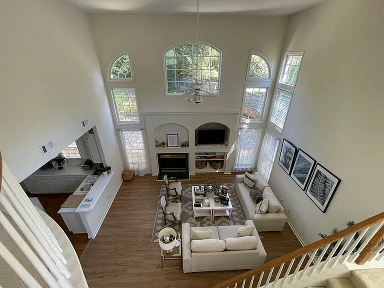2036 Londonberry Ct — Photo 9