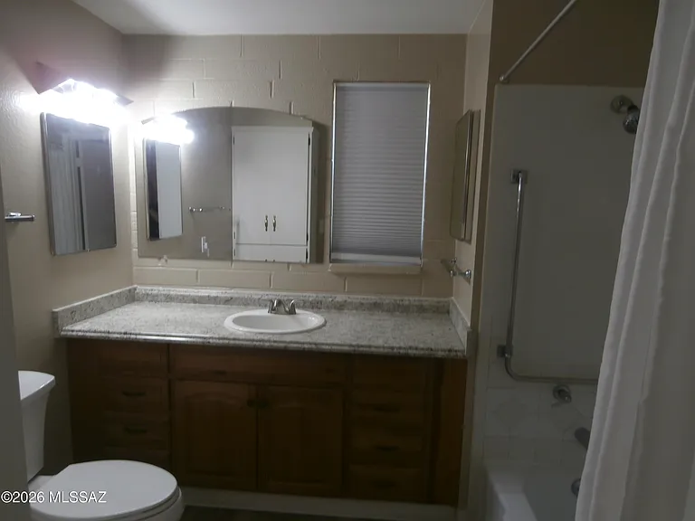 133 S Paseo Pena — Photo 14