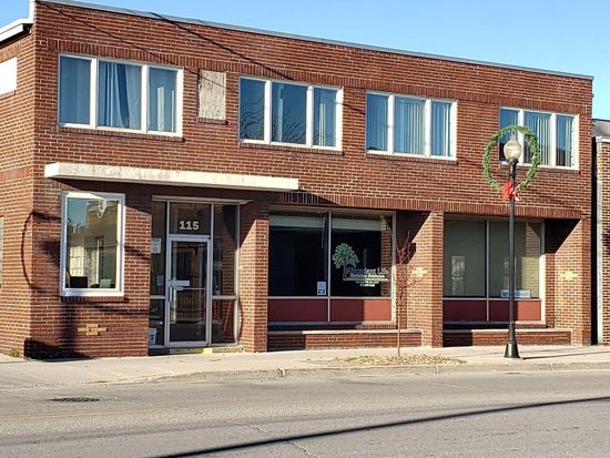 115 N 1st Ave Alpena Mi 49707 Mls 201810077 Zillow