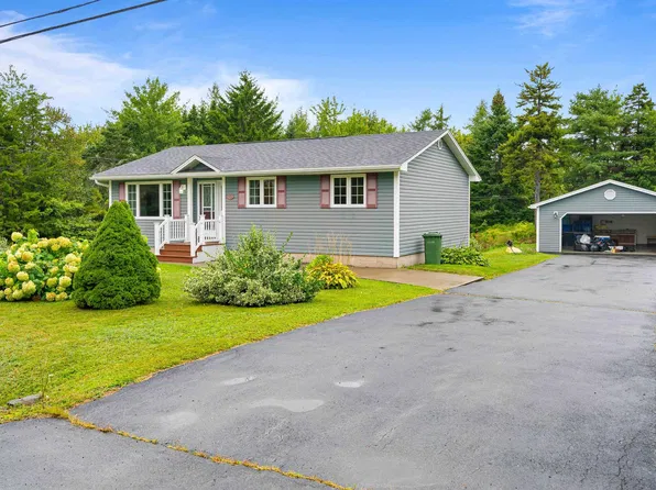 6 Heidelberg Ln, Porters Lake, NS B3E 1J1