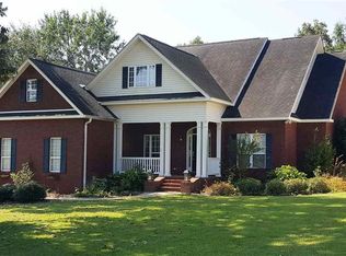 50 Charleston Cir, Hawkinsville, GA 31036