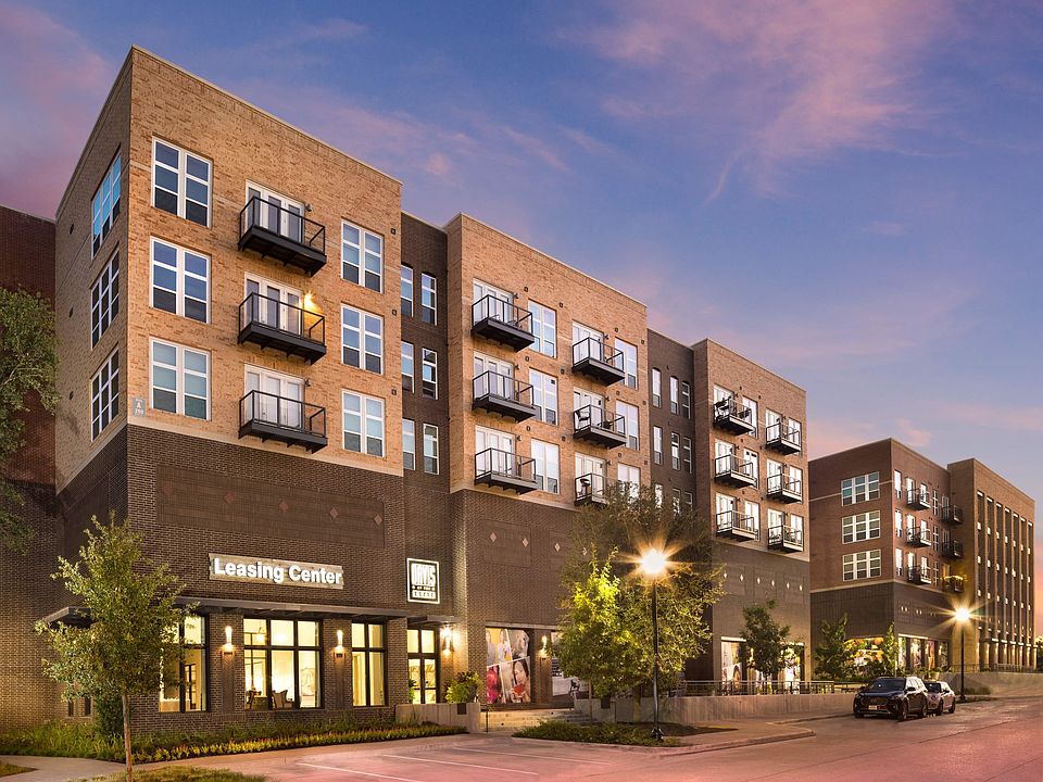 Historic Downtown Commercial District, McKinney, TX