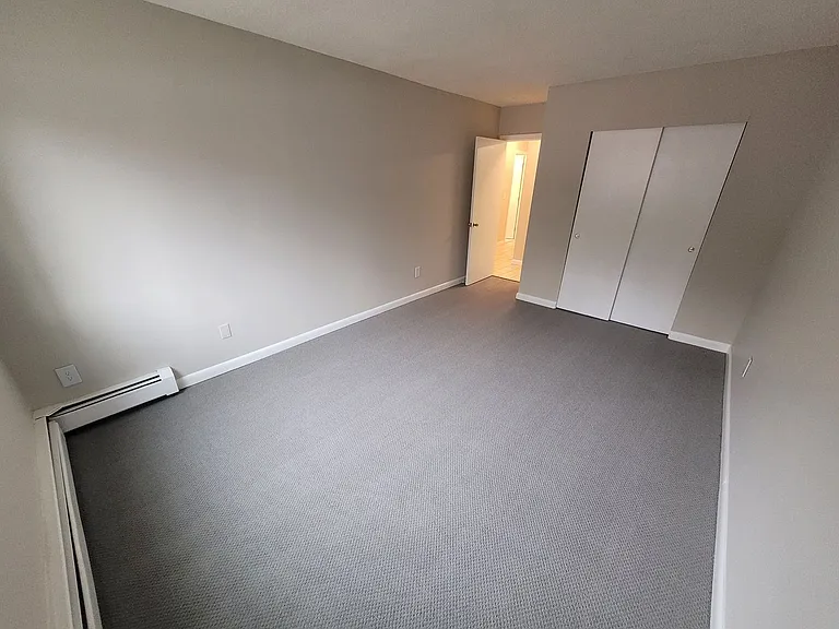 377 Huse Rd #3 — Photo 8