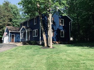 27 Fir Top Dr, Orchard Park, NY 14127