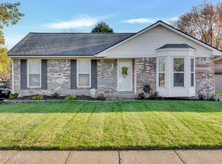 6812 Spourtland Dr, Louisville, KY 40228
