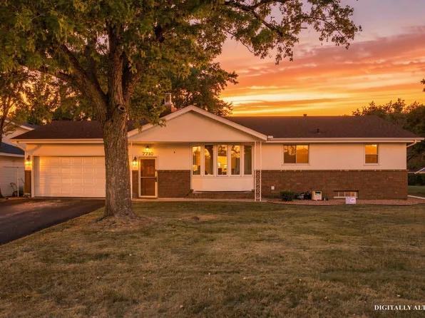 7710 Quincy St NE, Spring Lake Park, MN 55432