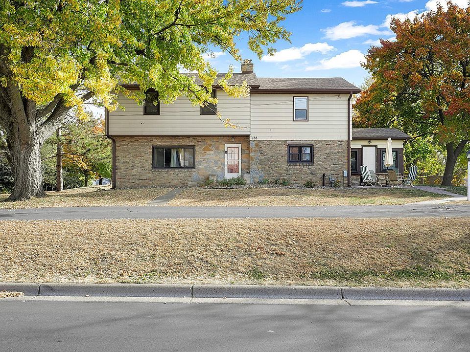 1st image of 188 Thompson Ave W
