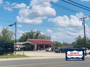 1036 Del Rio Blvd, Eagle Pass, TX 78852