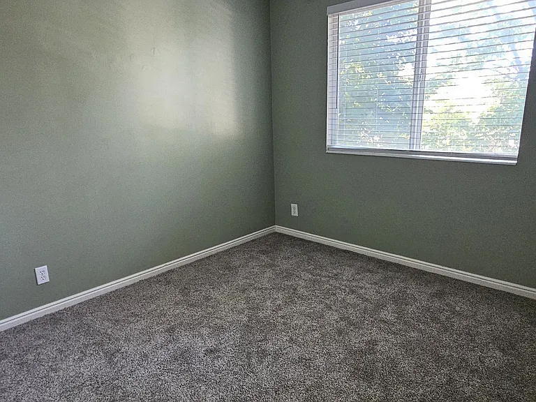 125 N Peregrine Ln #26 — Photo 10