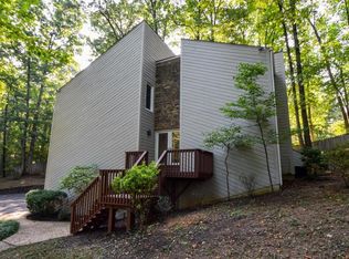 4858 Hunting Hills Dr, Roanoke, VA 24018