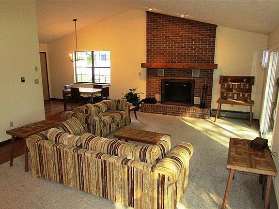 3rd image of 1182 Lorelei Dr