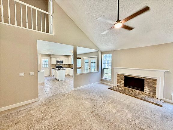 4th image of 16006 Maple Acres Ct