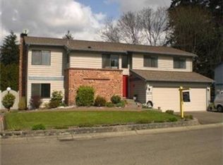 1628 N 201st St, Shoreline, WA 98133