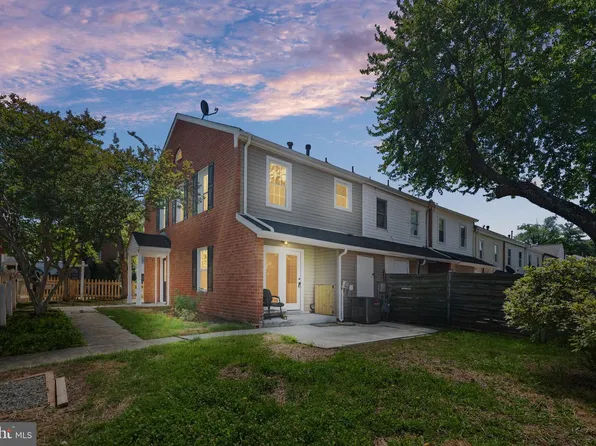 9700 Aspen Pl, Manassas, VA 20110