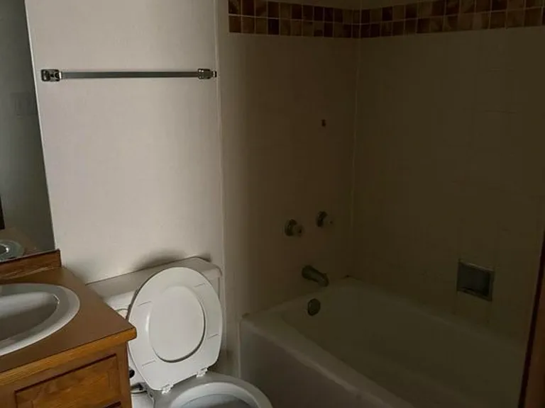 2190 Bex St #2 — Photo 1