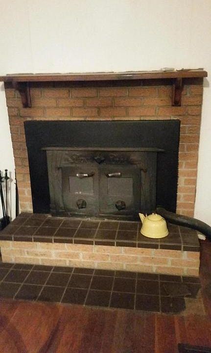 2nd image of 2199 Mealer Rd