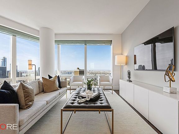 2nd image of 80 Columbus Cir Unit 61E