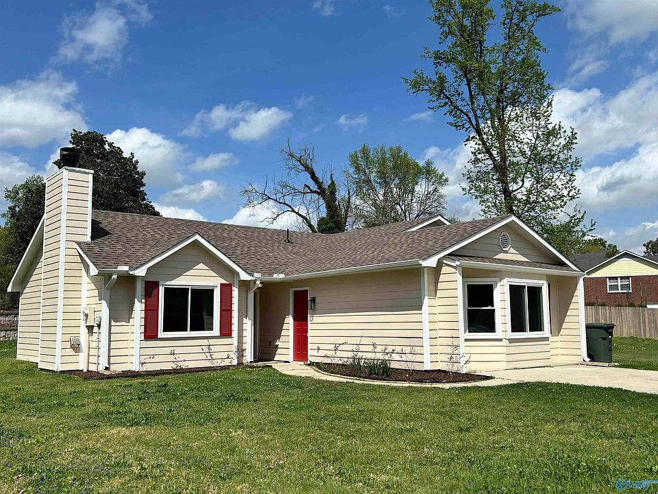 1st image of 9711 Wallwood Dr SE