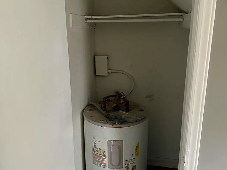 214 Orange St #1 — Photo 11