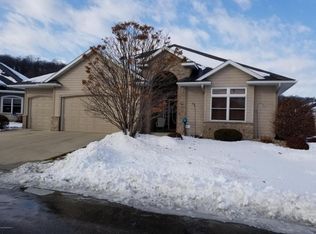 1403 Autumn Sage Ct SW, Rochester, MN 55902