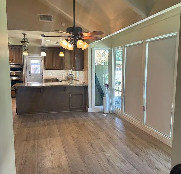 7247 N Dewey Ave — Photo 11
