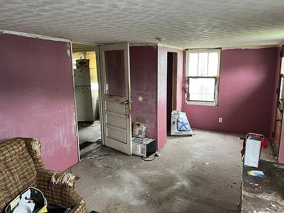 3rd image of 1629 Columbia Ave