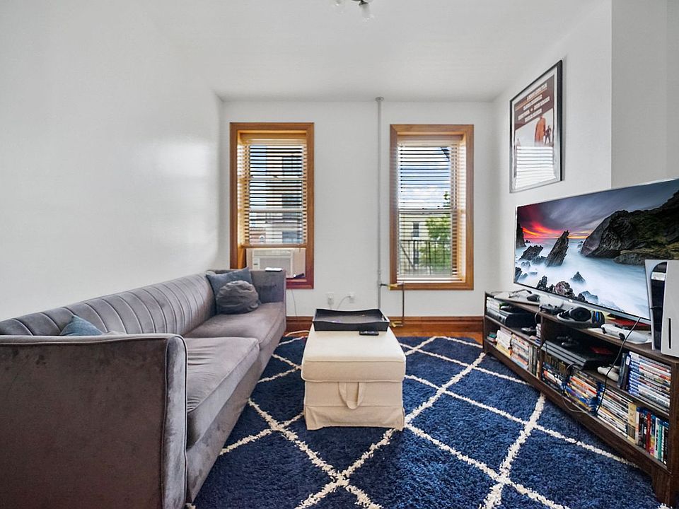 1st image of 95 15th St APT 3L