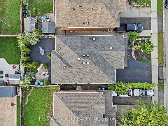 4th image of 30 Schooner Dr