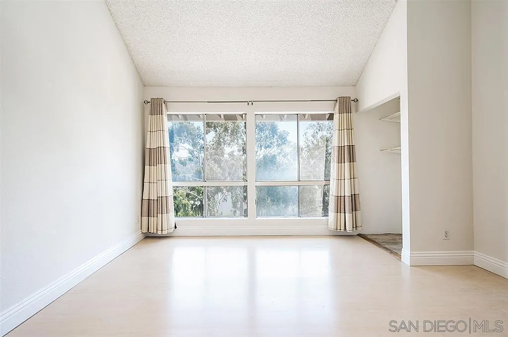 1 bed, 800 sqft, $2,850 — Photo 3