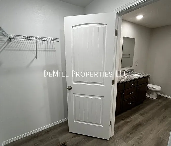 672 S Southgate Dr — Photo 14