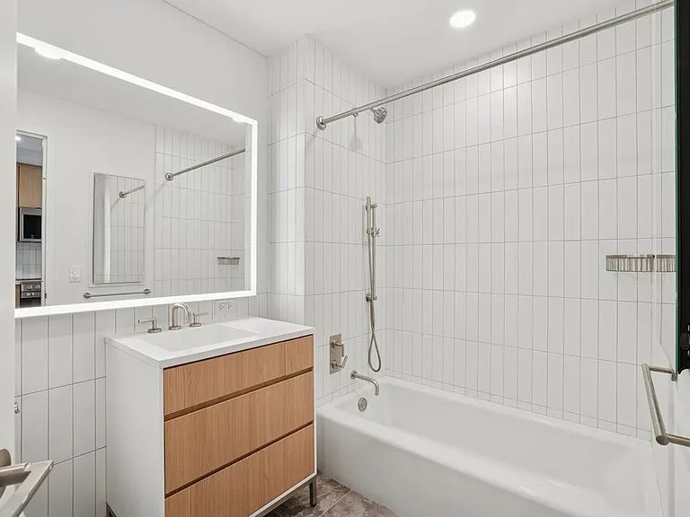 499 President St #722 — Photo 8